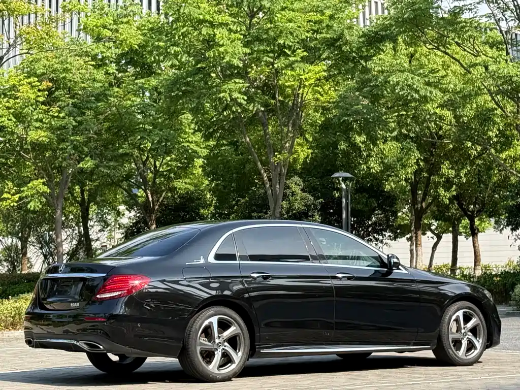Mercedes-Benz E-Class 2018 — фото 5