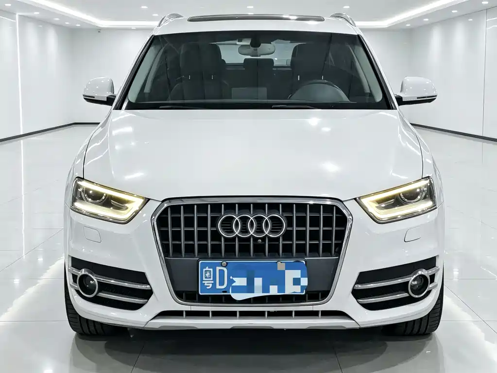 Audi Q3 2014