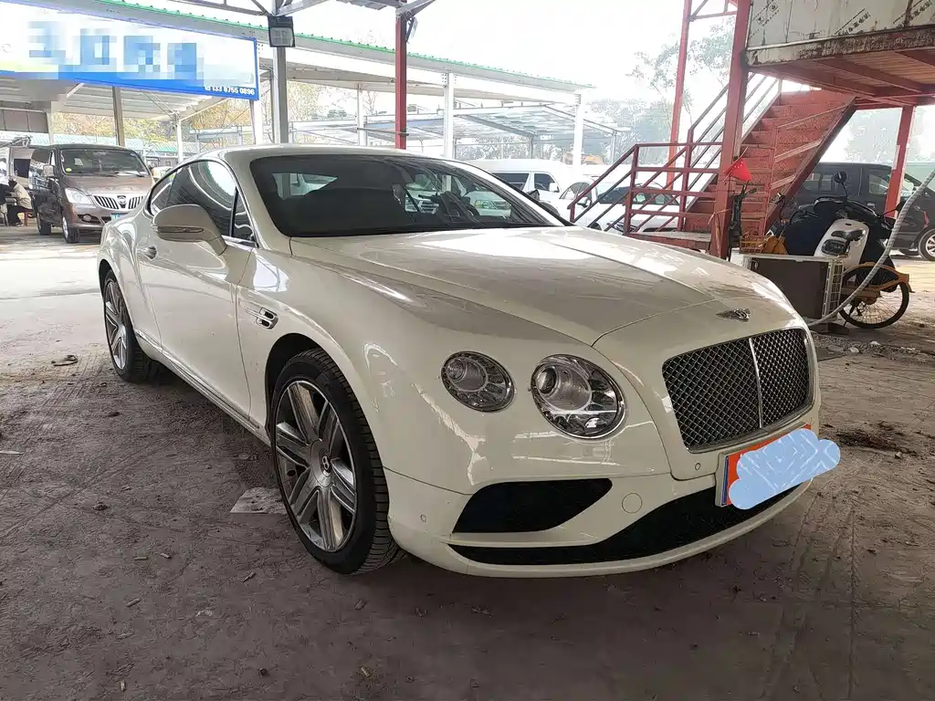 Bentley Continental 2017 — фото 2