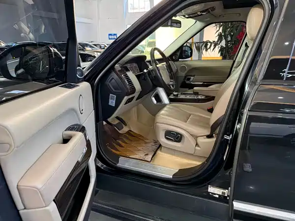 Land Rover Range Rover 2014