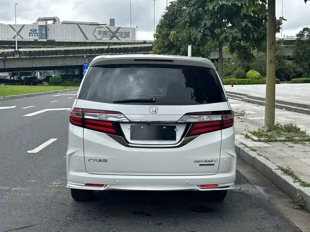 Honda Odyssey 2021 — фото 6