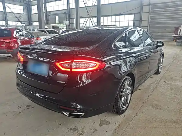 Ford Mondeo 2015