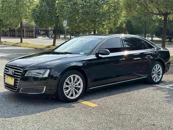 Audi A8 2014