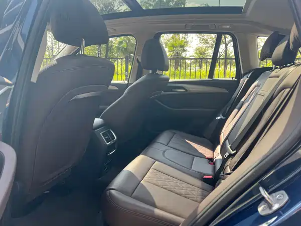 BMW iX3 2022