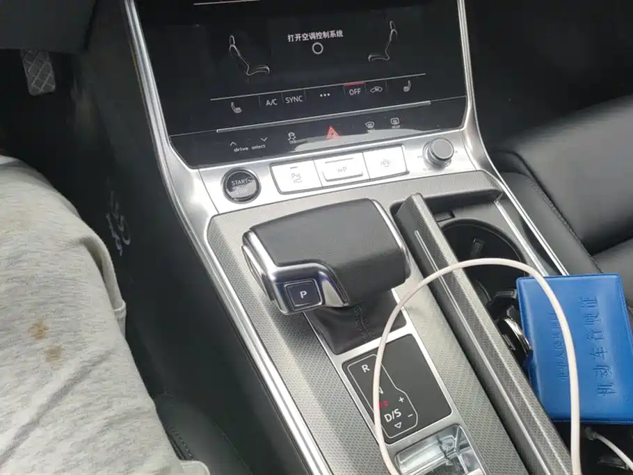 Audi A7 2023 — фото 16