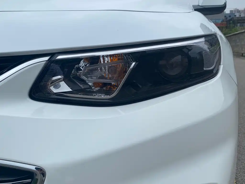 Chevrolet Malibu XL 2017 — фото 15