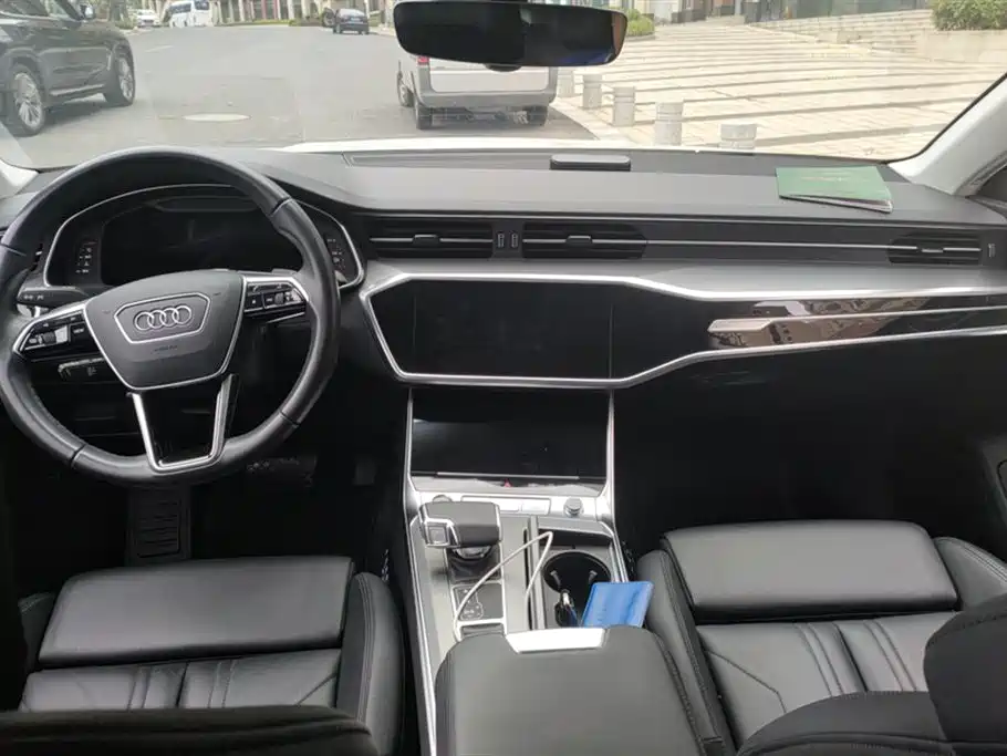 Audi A7 2023 — фото 12