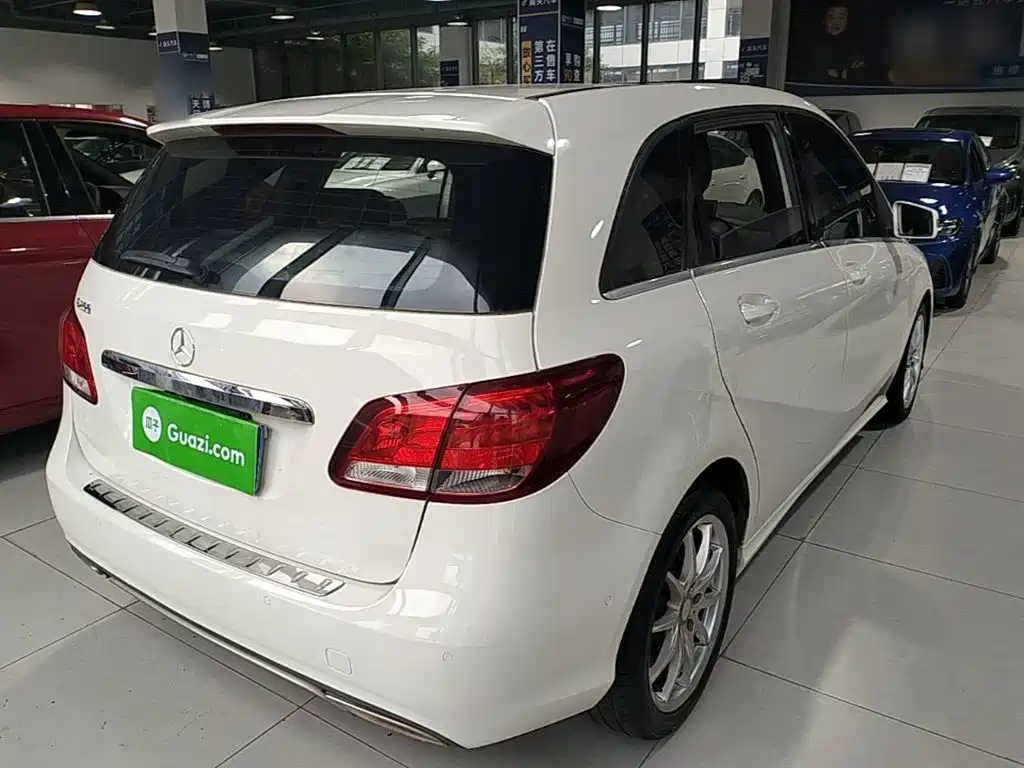 Mercedes-Benz B-Class 2015