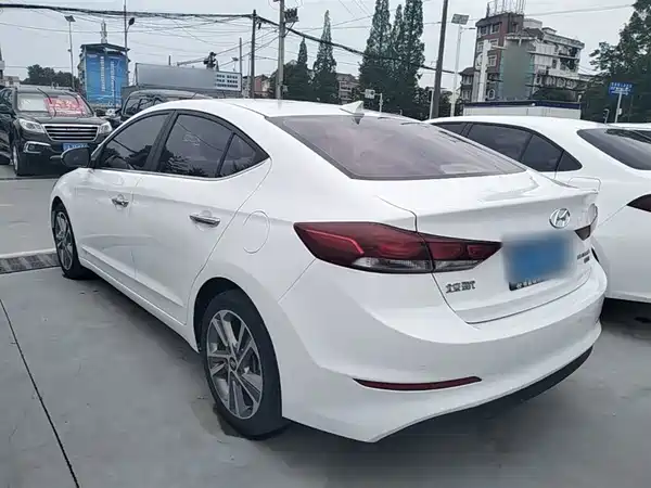 Hyundai Celesta 2016