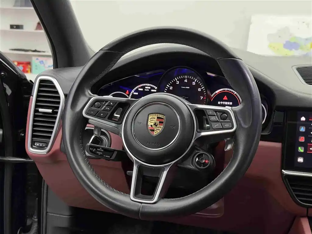 Porsche Cayenne Hybrid 2023 — фото 12
