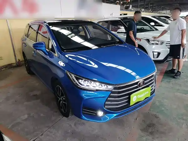 BYD Song MAX 2017