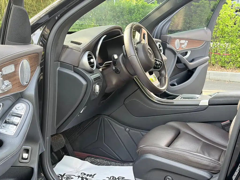 Mercedes-Benz GLC 2019