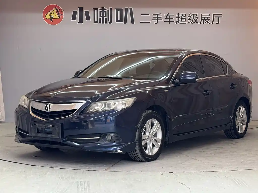 Acura ILX 2014 — фото 1