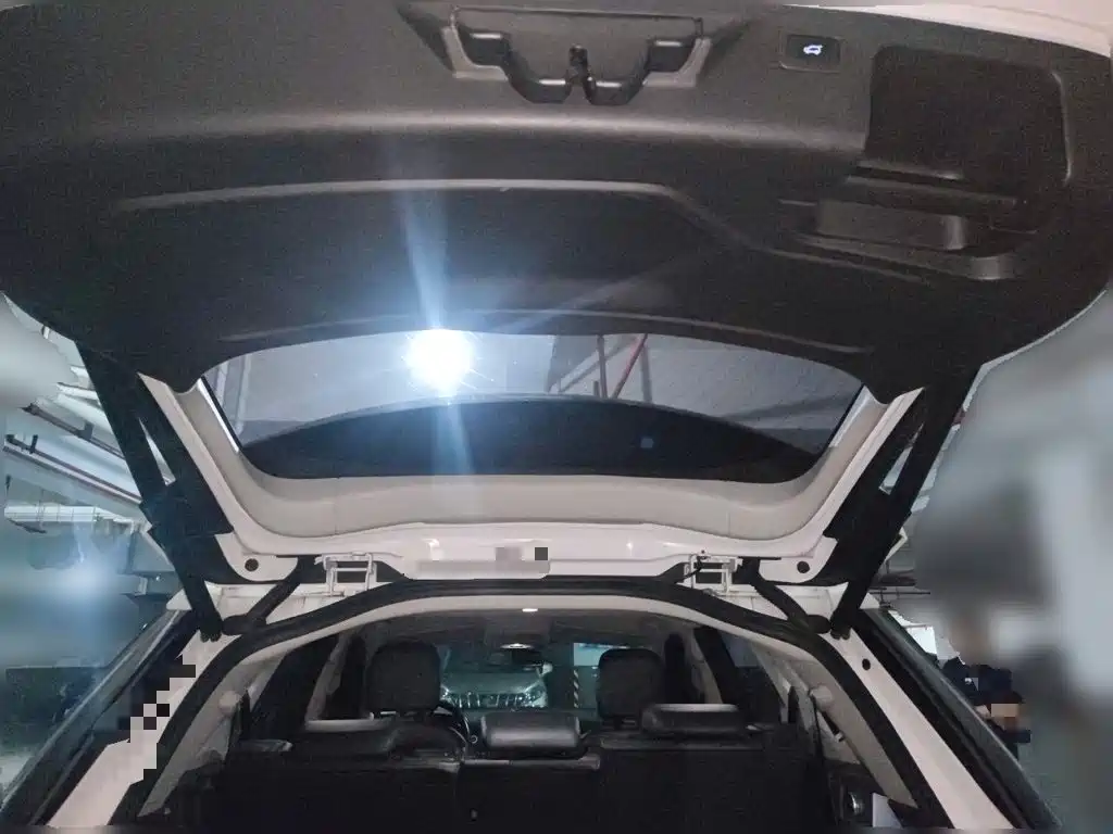 Land Rover Discovery Sport 2016 — фото 10