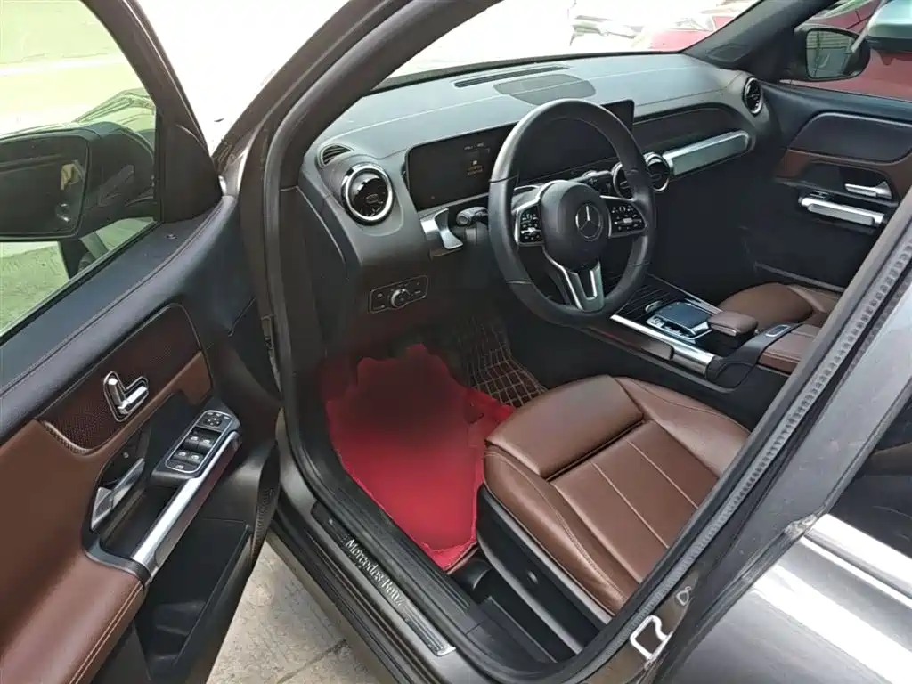 Mercedes-Benz GLB 2020 — фото 16