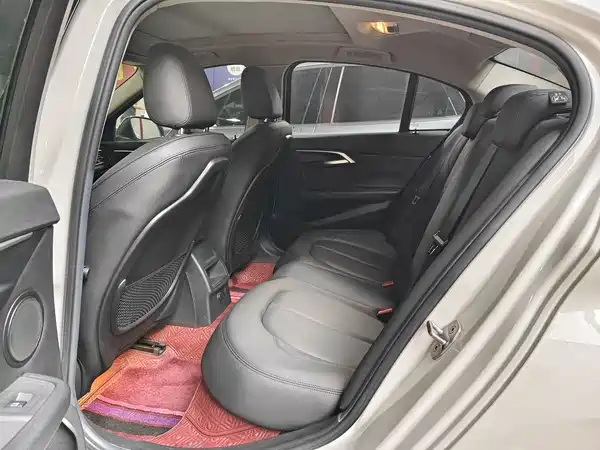 BMW 1 Series 2018
