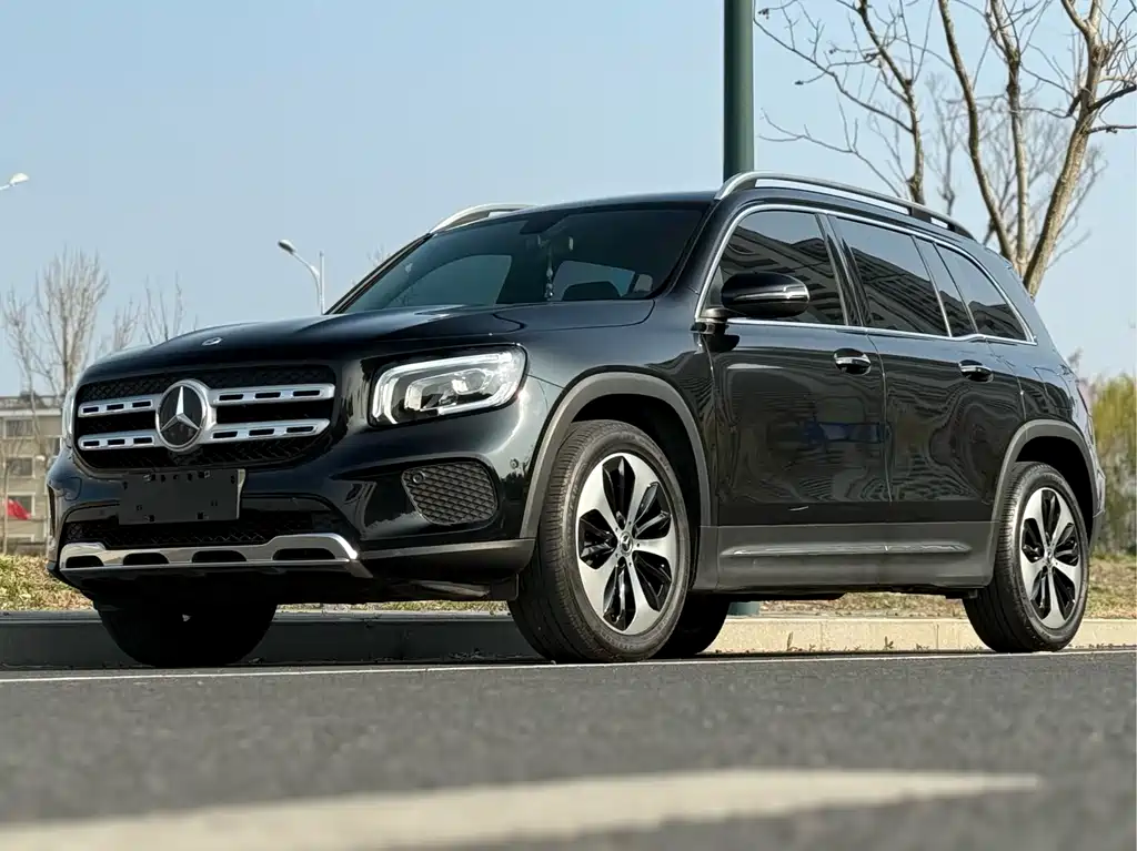 Mercedes-Benz GLB 2023 — фото 2