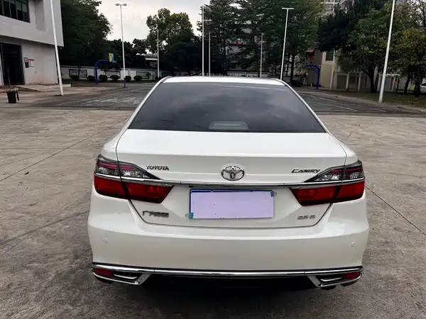 Toyota Camry 2017