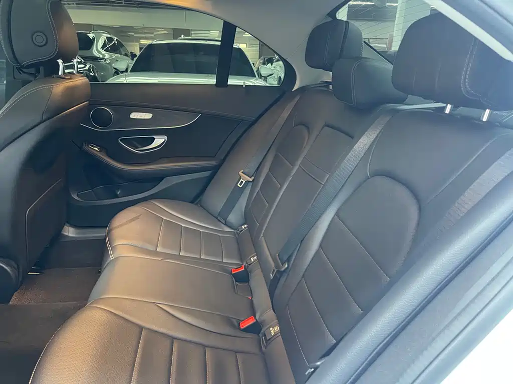 Mercedes-Benz C-Class 2021 — фото 10