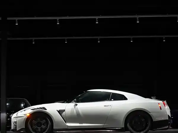 Nissan GT-R 2012