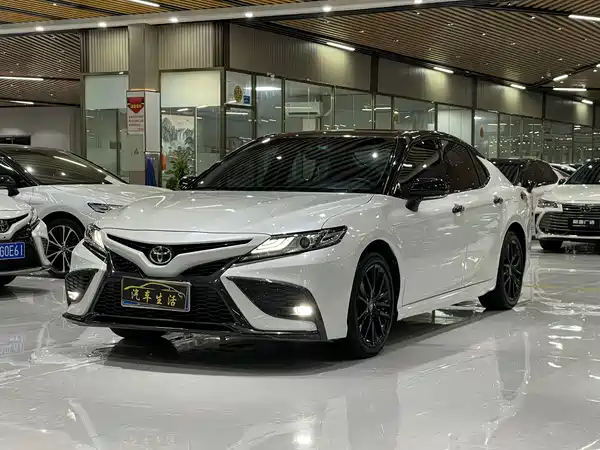 Toyota Camry 2022