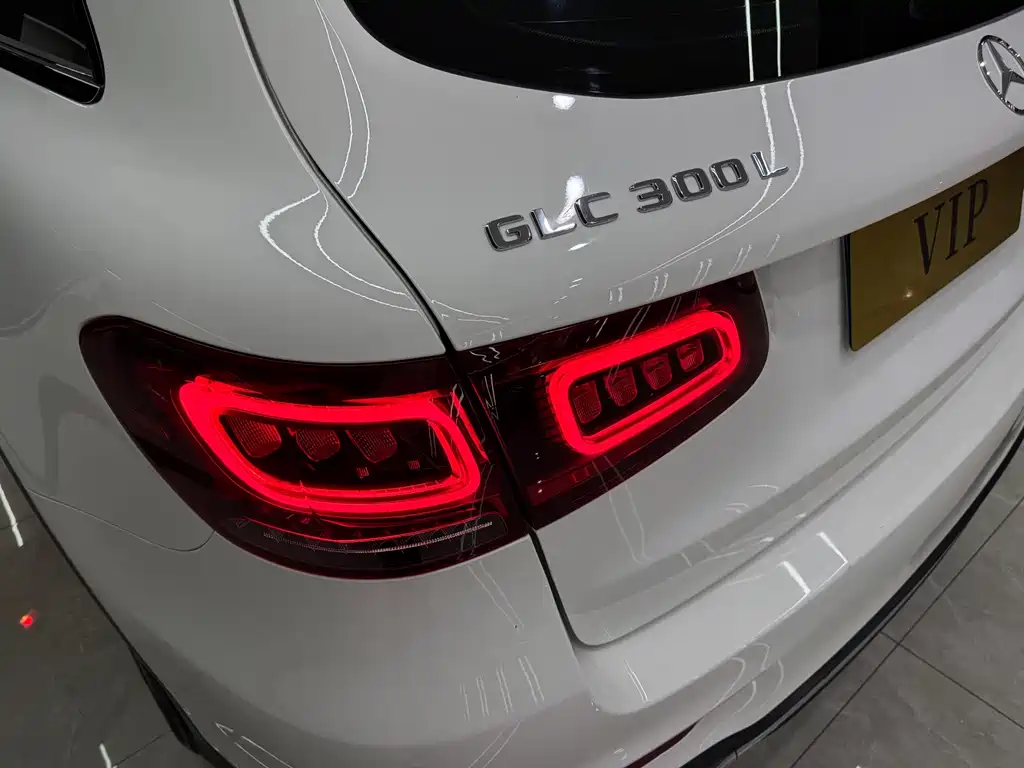 Mercedes-Benz GLC 2020 — фото 17