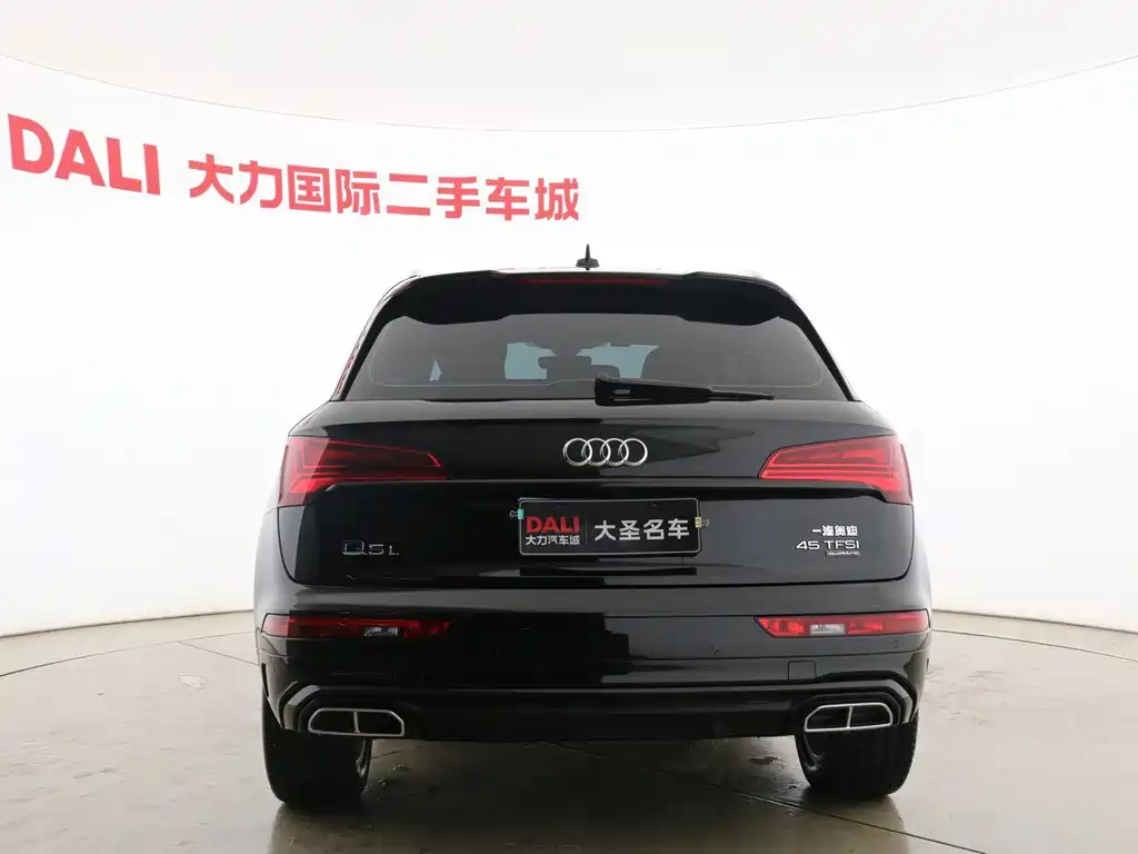 Audi Q5L 2022 — фото 15