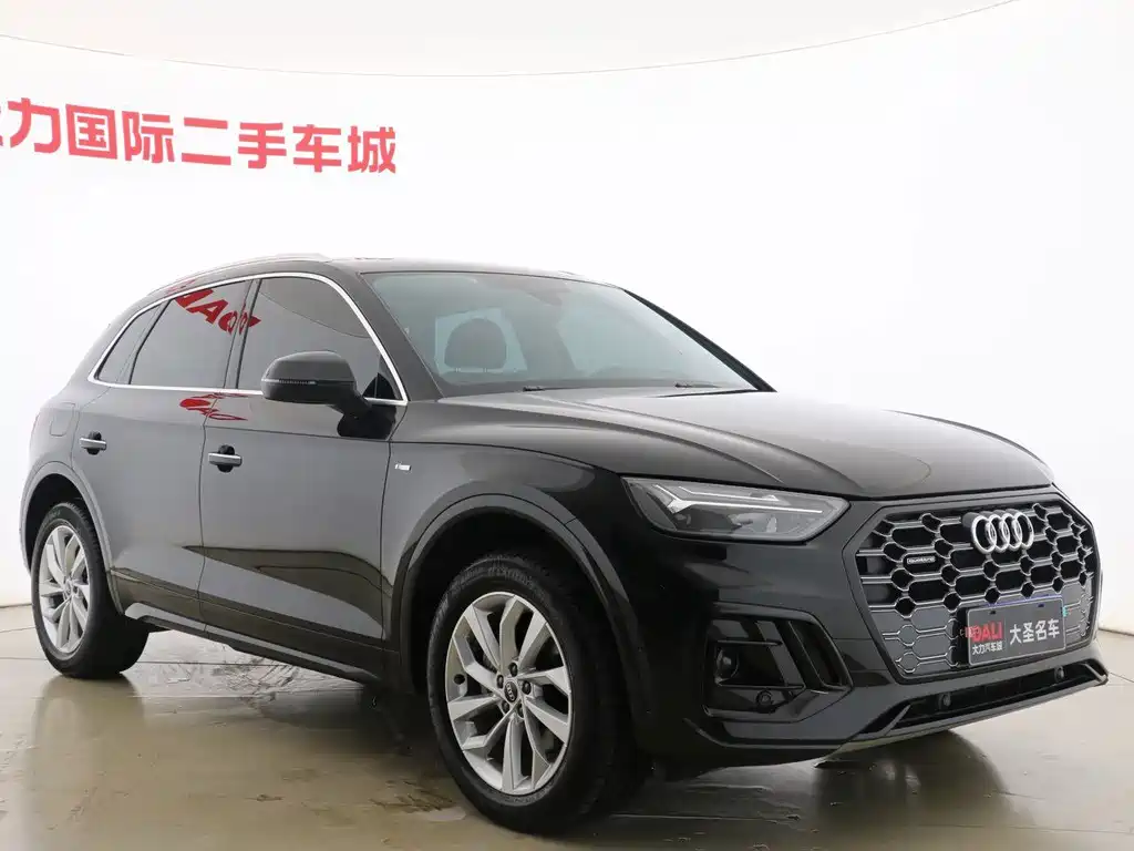 Audi Q5L 2022 — фото 3