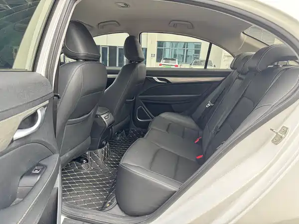 Geely Emgrand 2019
