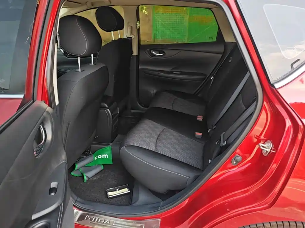 Nissan Tiida 2018 — фото 17