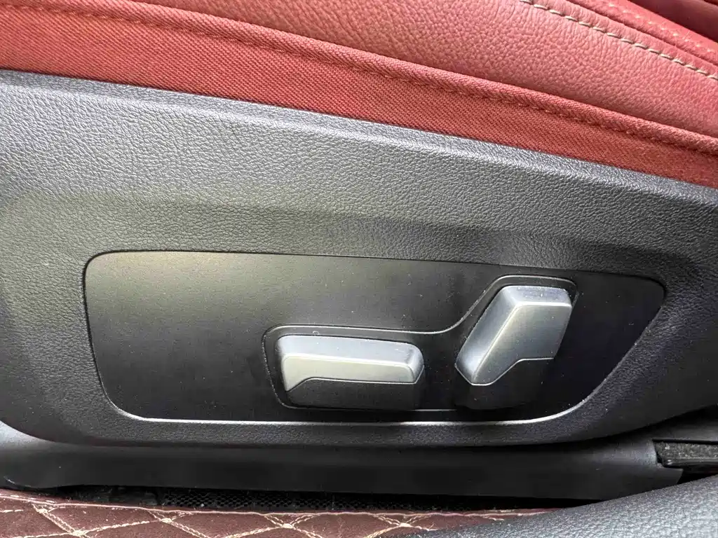 BMW 3 Series 2023 — фото 21