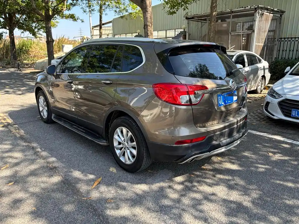 Buick Envision Plus 2017 — фото 11