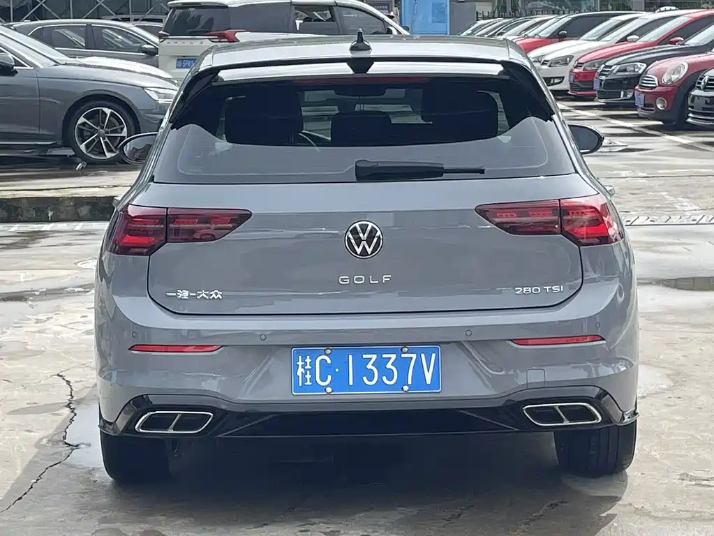 Volkswagen Golf 2023
