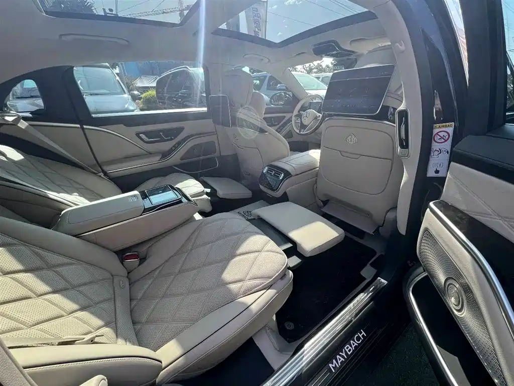 Mercedes-Benz S-Class 2022