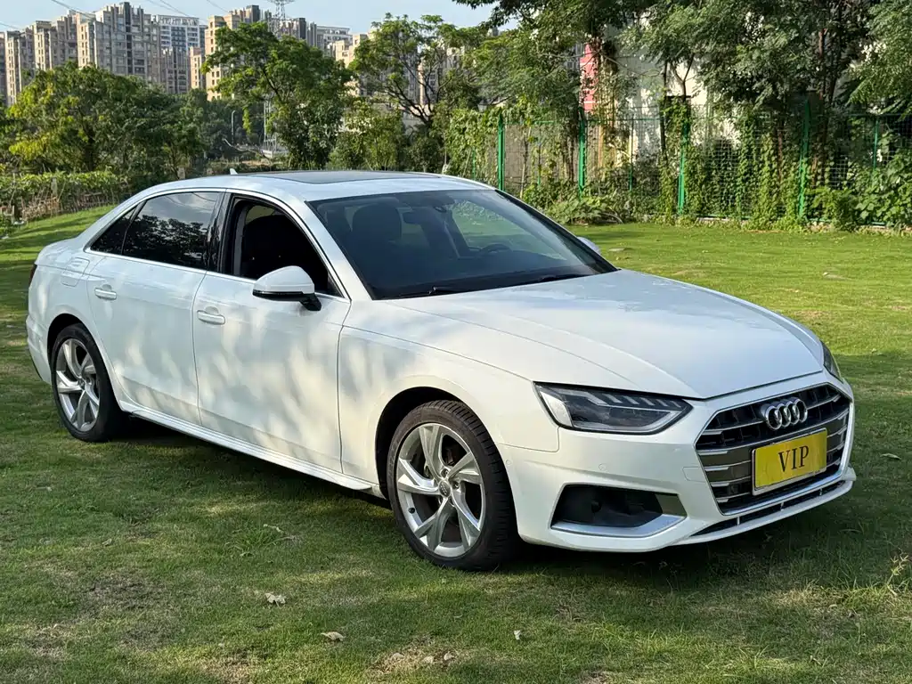 Audi A4L 2021