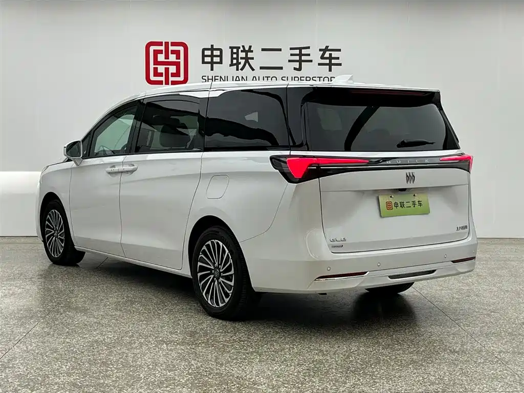 Buick GL8 Hybrid 2025 — фото 4
