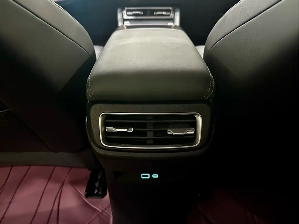 BYD Qin L 2025 — фото 18