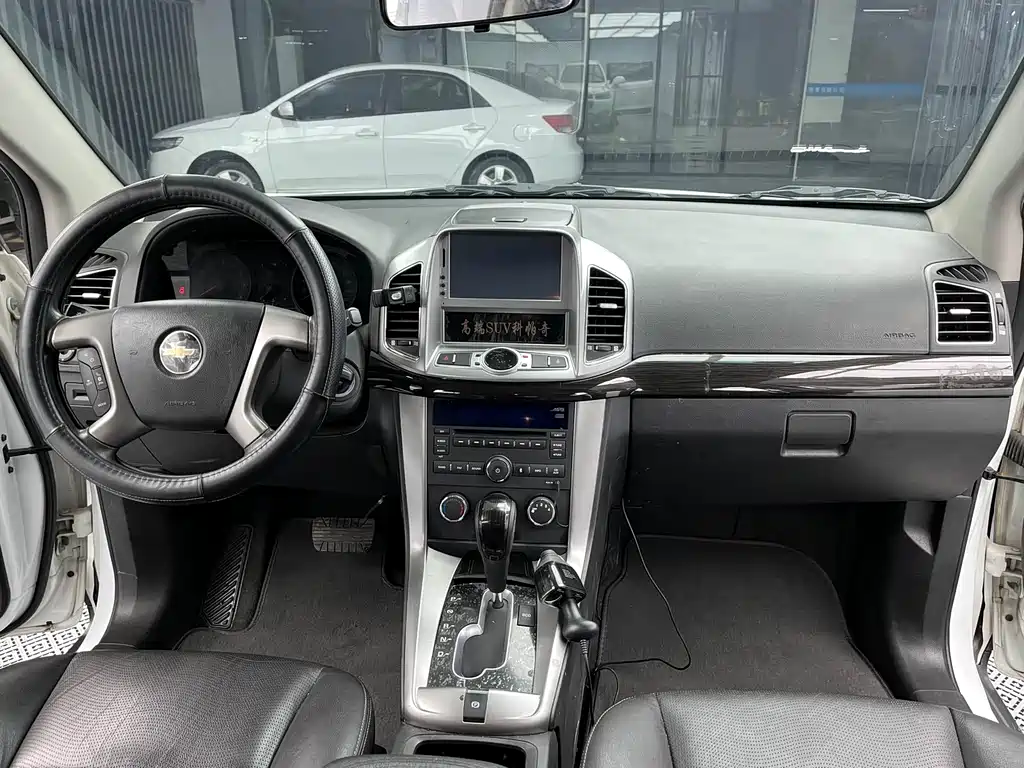 Chevrolet Captiva 2014 — фото 10
