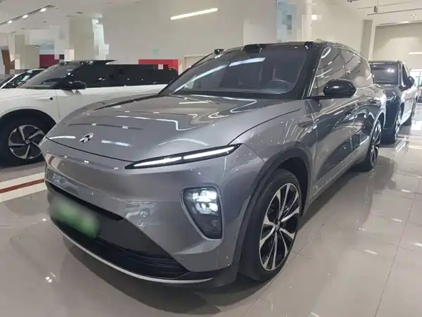 NIO ES8 2024