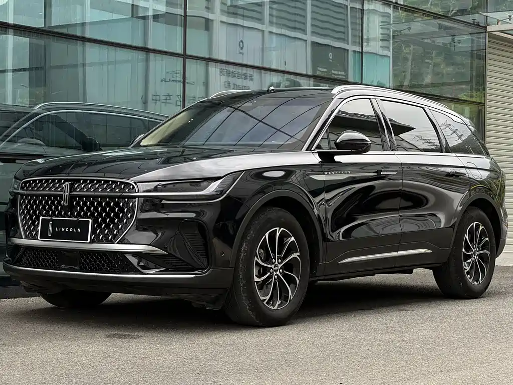 Lincoln Nautilus 2023