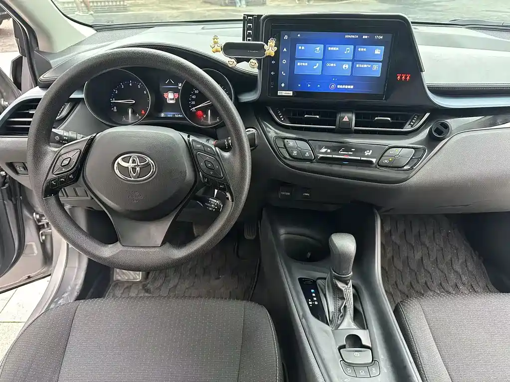 Toyota IZOA 2022 — фото 12