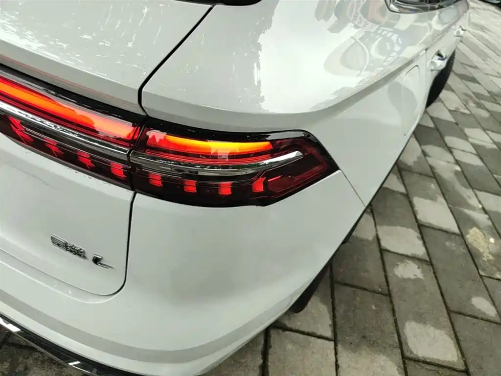 Geely Xingyue L 2023 — фото 8
