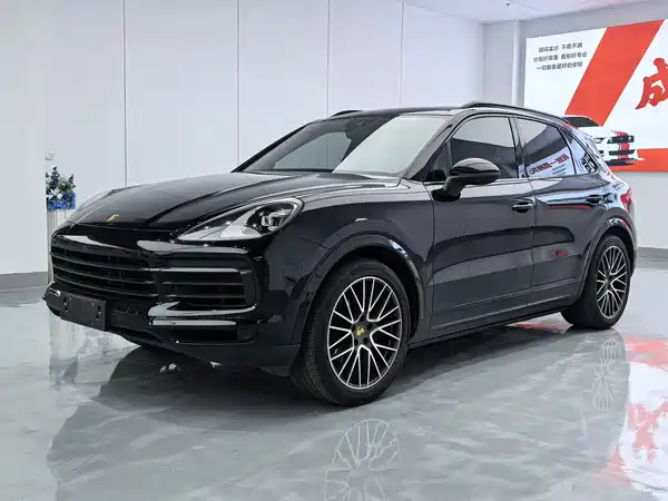 Porsche Cayenne 2022
