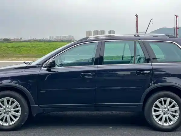 Volvo XC90 2006