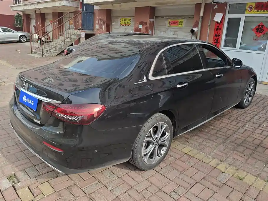 Mercedes-Benz E-Class 2023