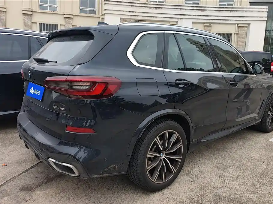 BMW X5 2021