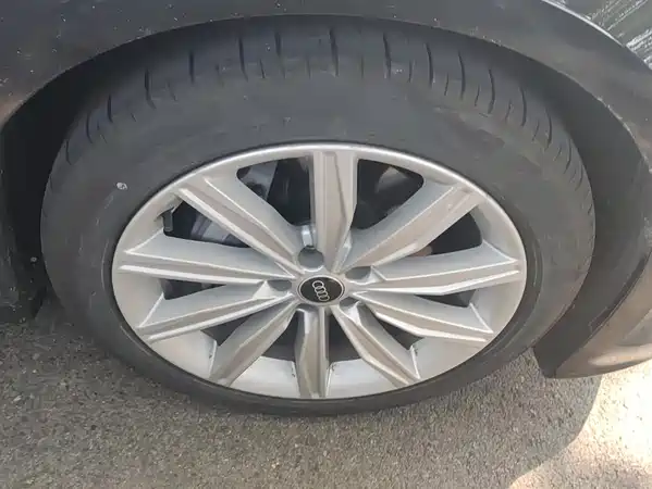 Audi A6L 2023