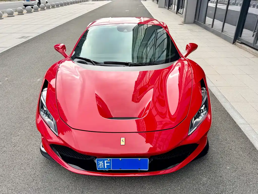 Ferrari F8 2021 — фото 21