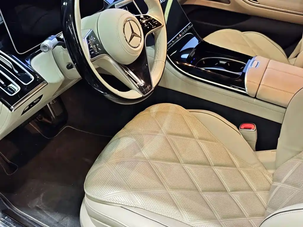 Mercedes-Benz Maybach S-Class 2023