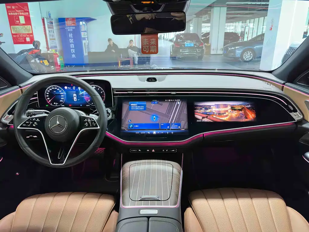 Mercedes-Benz E-Class 2025 — фото 12
